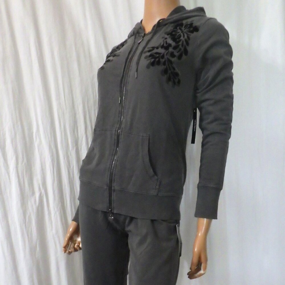 NWT VERTIGO PARIS SZ MED DISTRESSED GRAY BLACK SWEATS TRACKSUIT